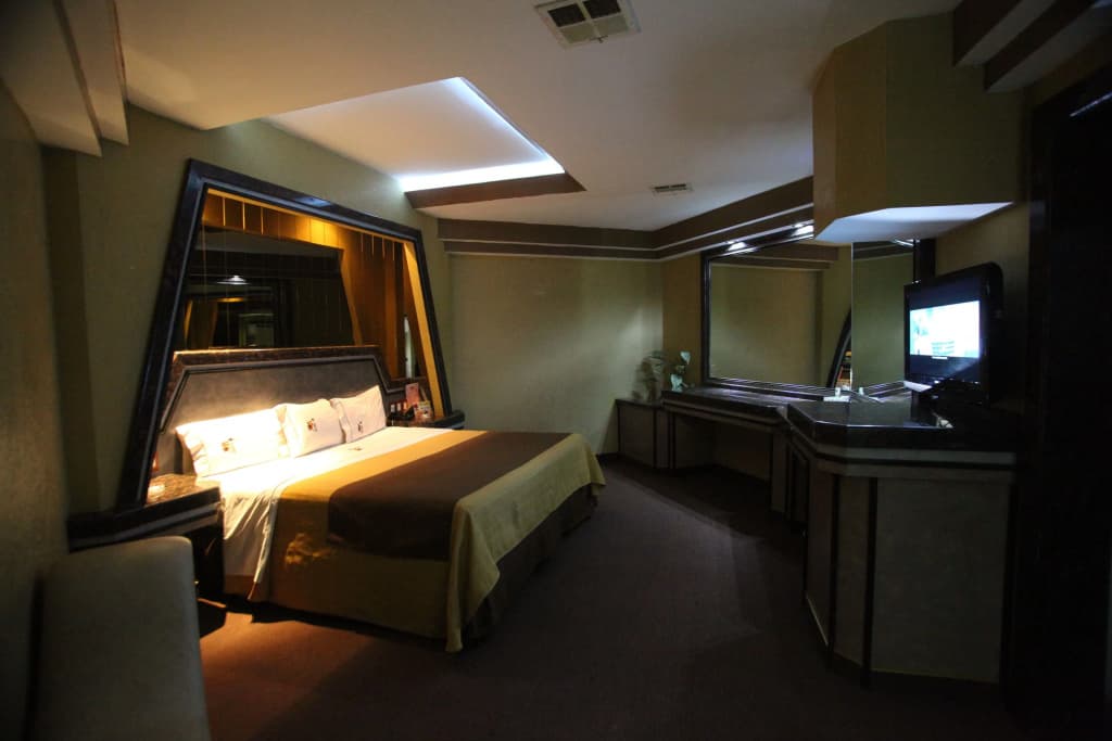 Double Junior Suite full double bed