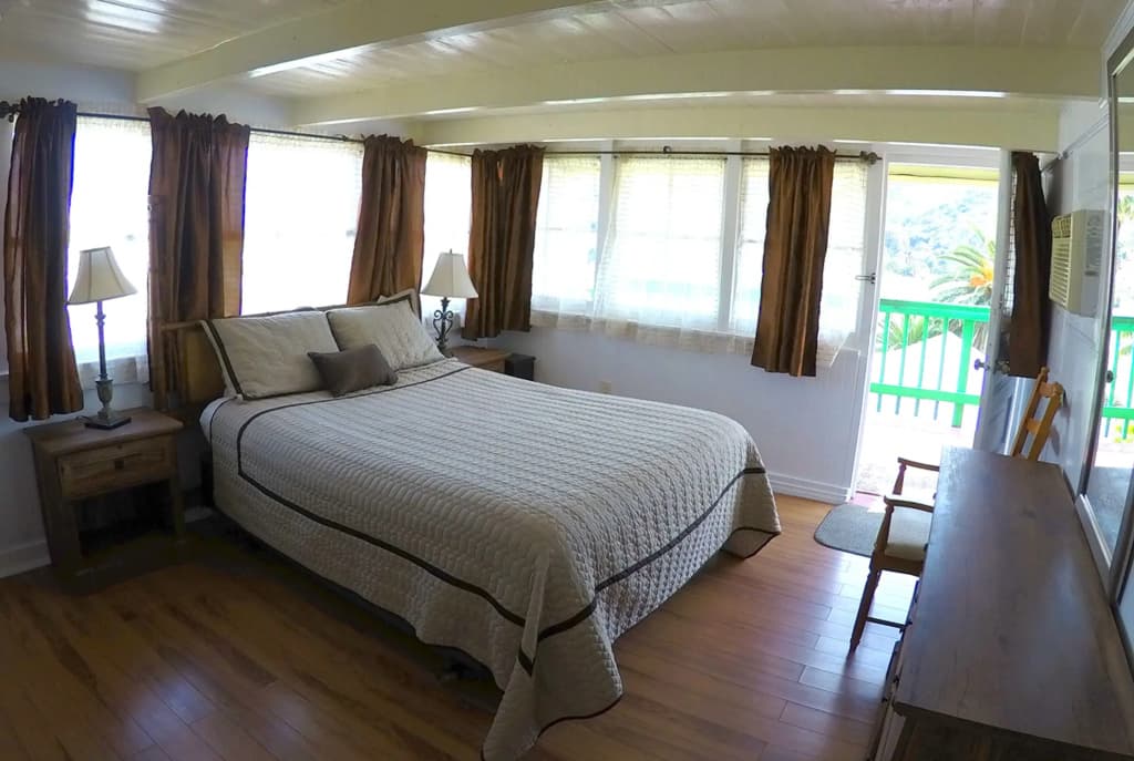 Apartment with ocean view