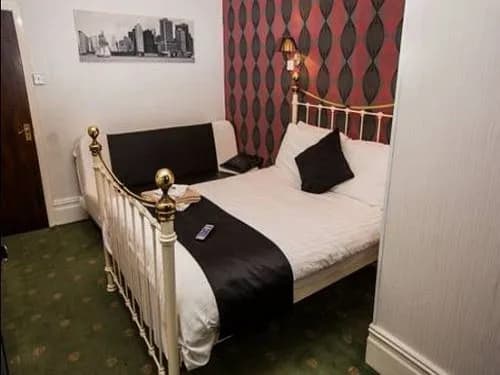 Economy room