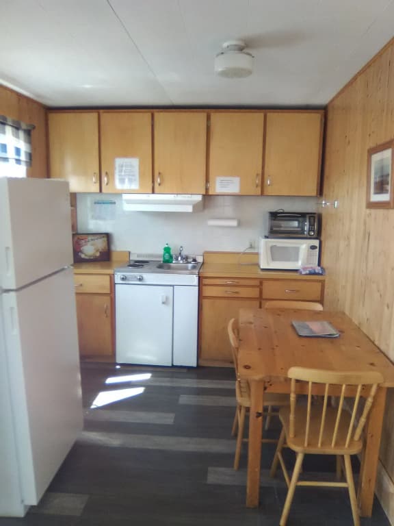 2 Bedrooms Cottage