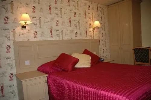 Standard Triple room with sea view