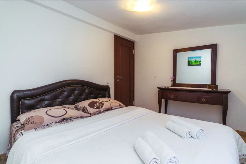 2 Bedrooms Family Apartment with balcony and with partial sea view