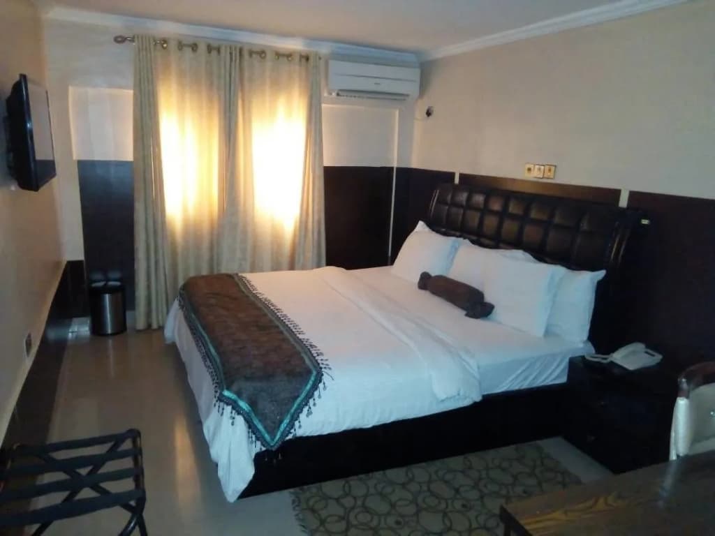 Royal room