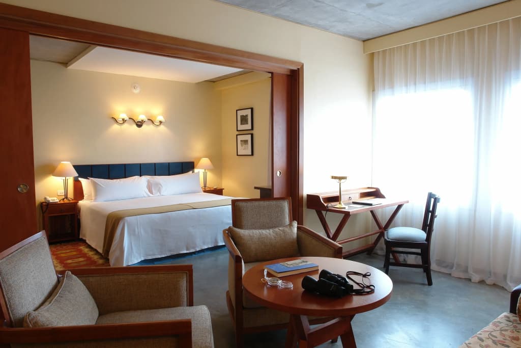 Double Junior Suite with sea view full double bed