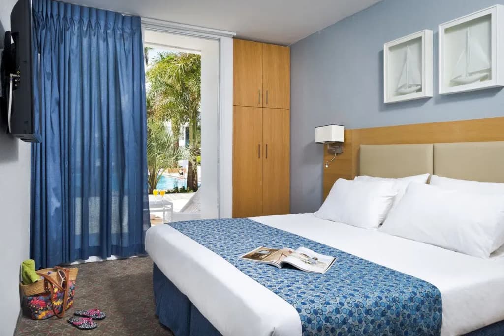 Standard Double room with balcony and with pool view full double bed