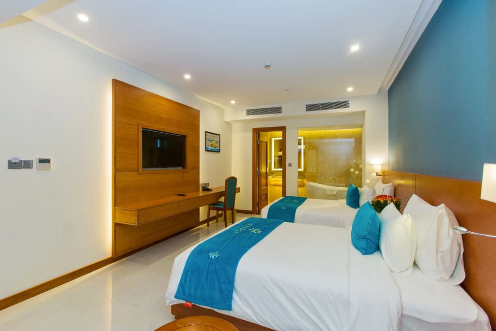 Deluxe Double room twin beds