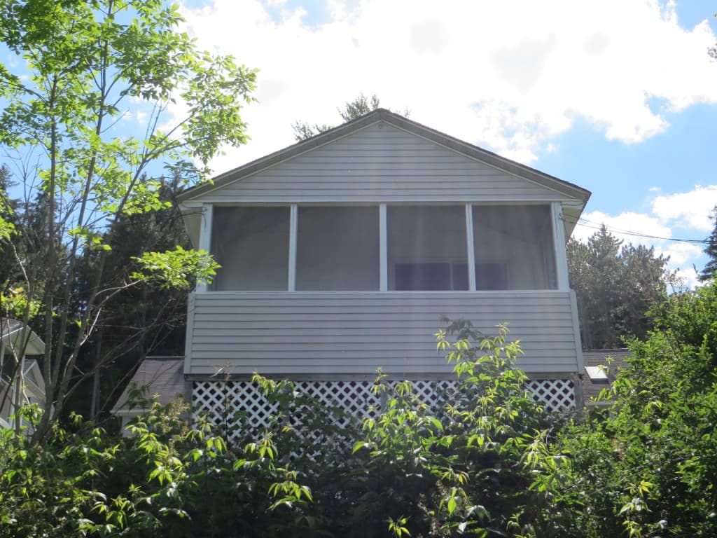 2 Bedrooms Cottage with lake view