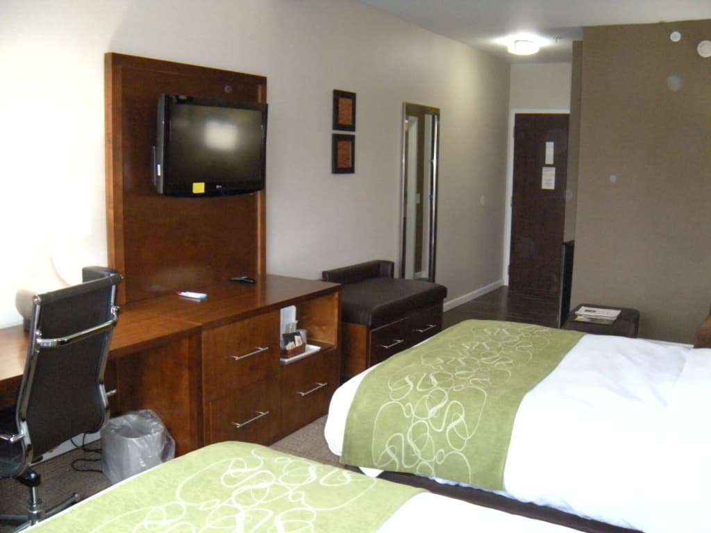 Quadruple Suite