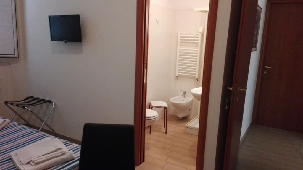 Comfort room