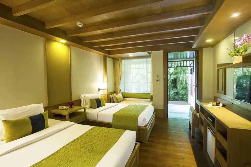 Deluxe Regency Double room twin beds