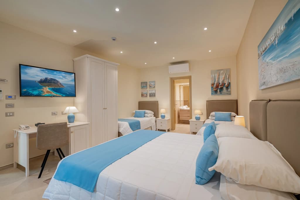 Family Quadruple room