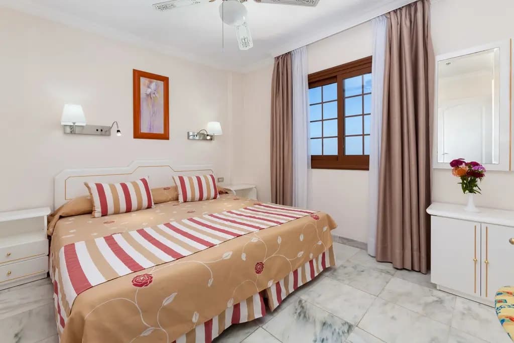 1 Bedroom Double Apartment twin beds