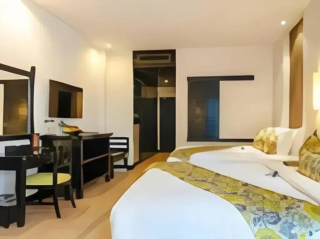 Superior Double room with pool view twin beds