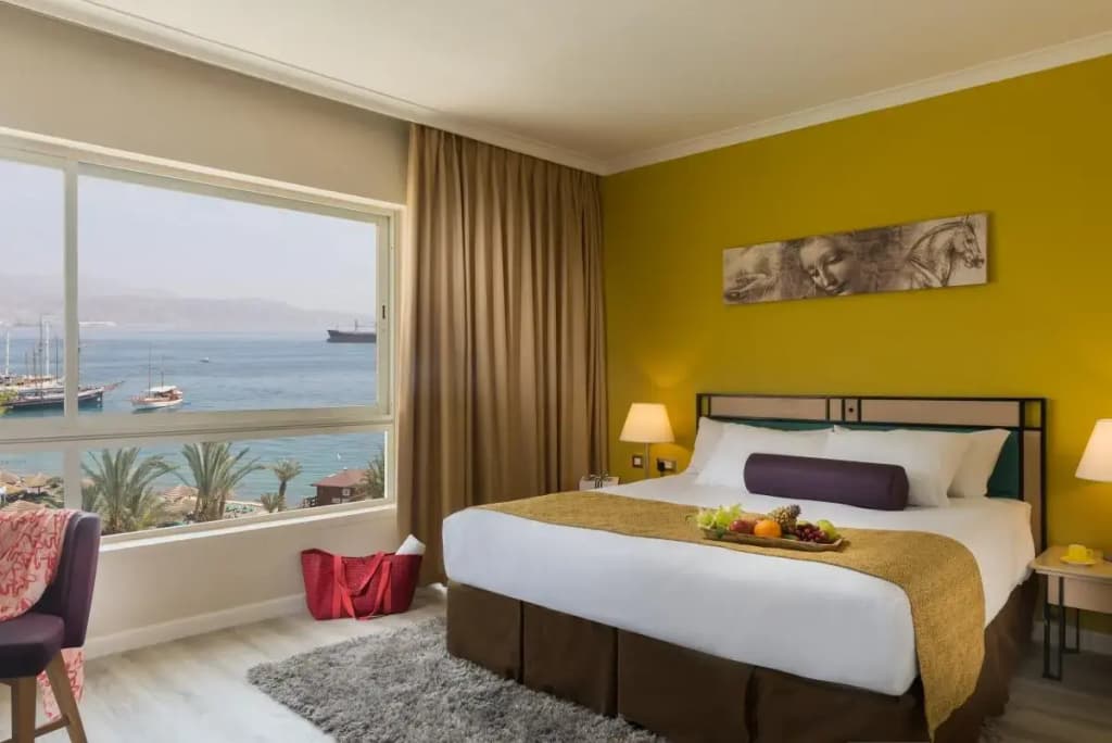 Premium Double room with sea view full double bed