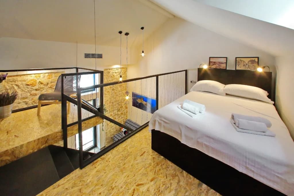 With Terrace Double Split-level Studio (Loft) full double bed