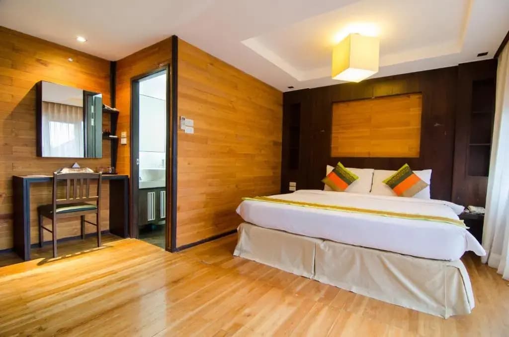 Superior Front Side Double Villa full double bed