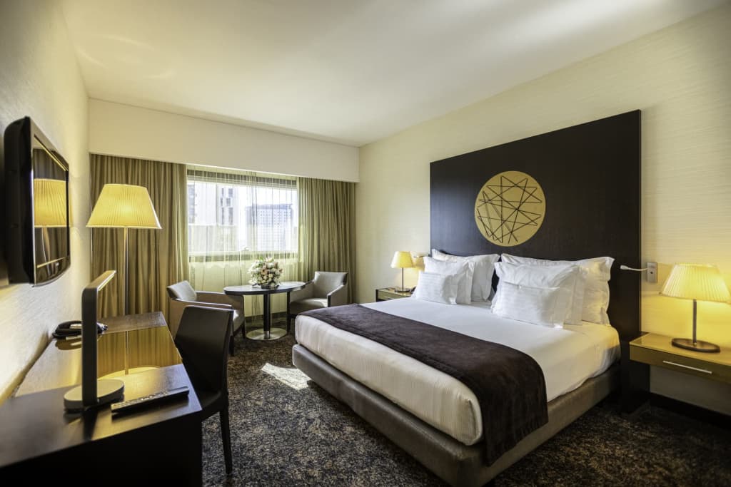 2 Bedrooms Premier Double Suite full double bed