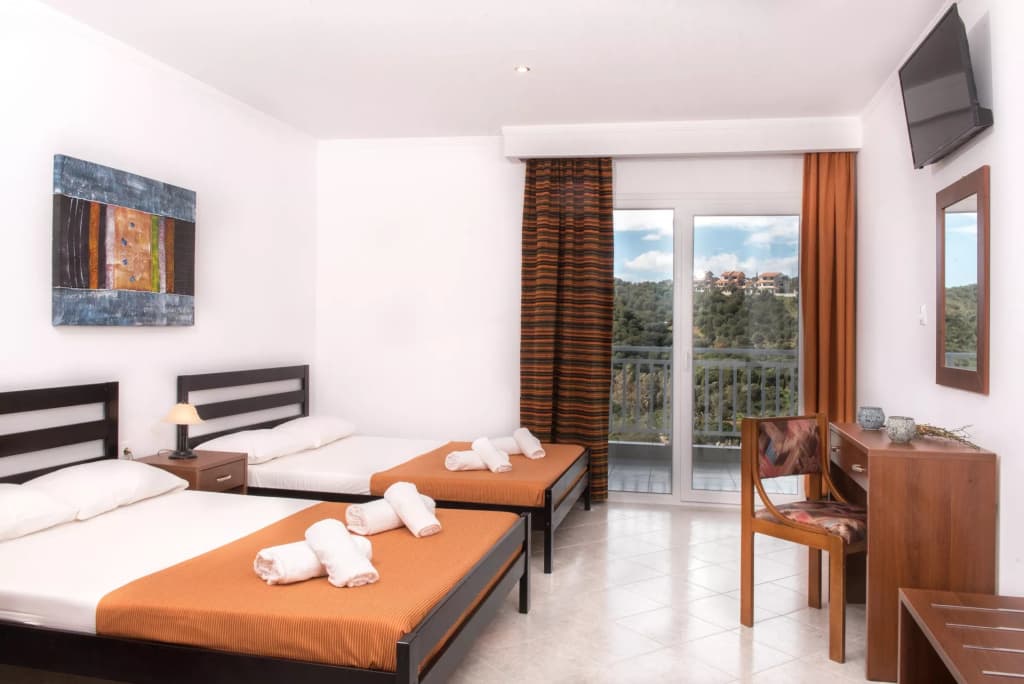 Deluxe Quadruple room