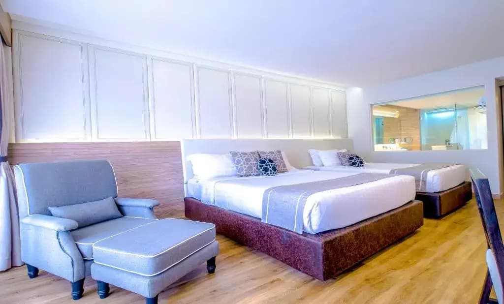 Deluxe Triple room