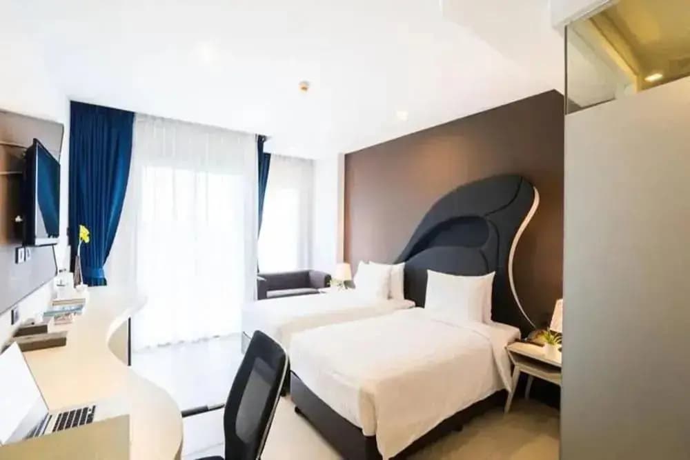 Deluxe Double room twin beds