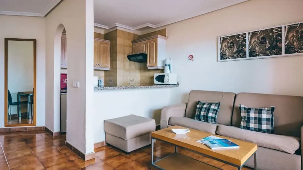 2 Bedrooms Deluxe Quadruple Apartment