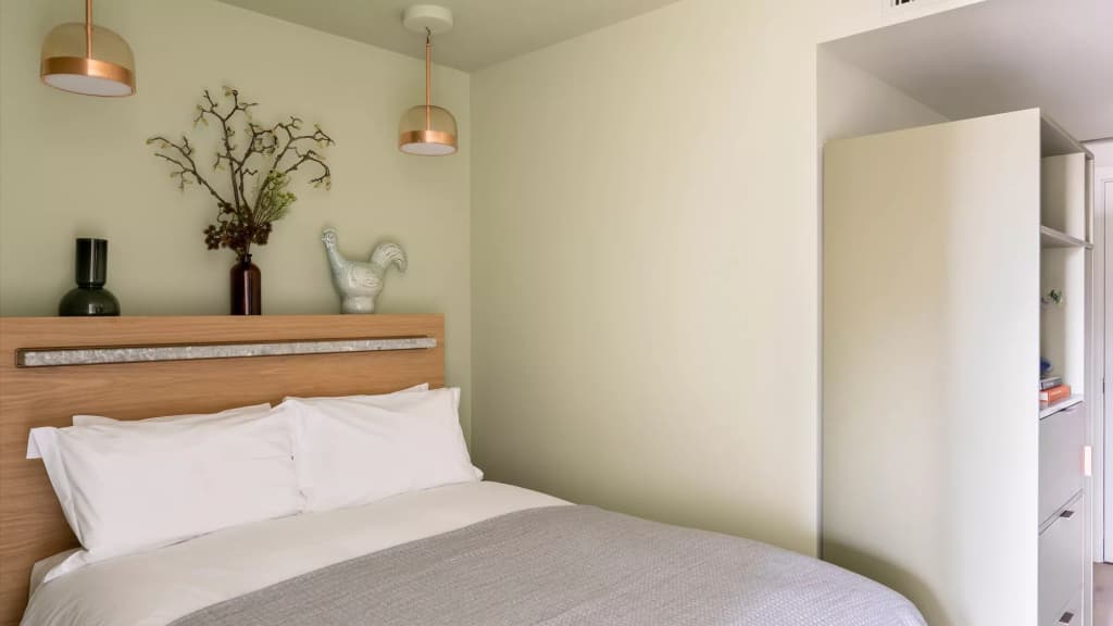 1 Bedroom Open Plan Double Suite full double bed