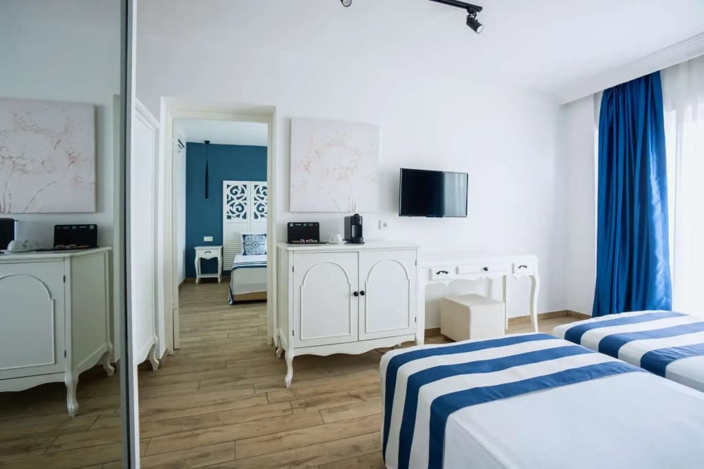 Club Double Family room full double bed
