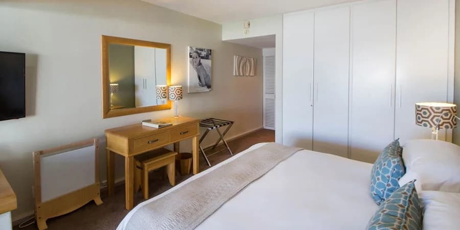 Pool Club Double room full double bed