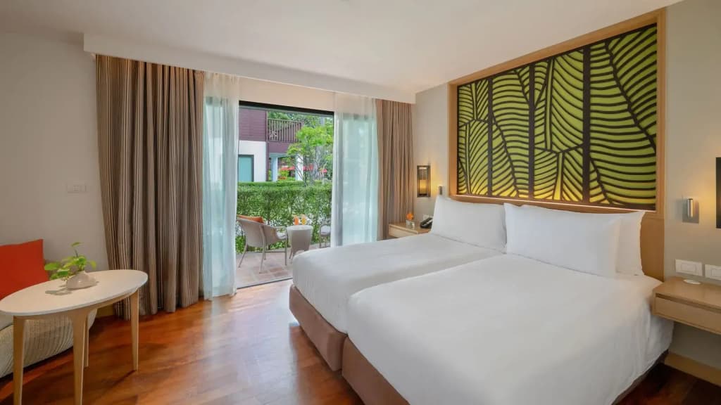 Deluxe Double room with balcony full double bed