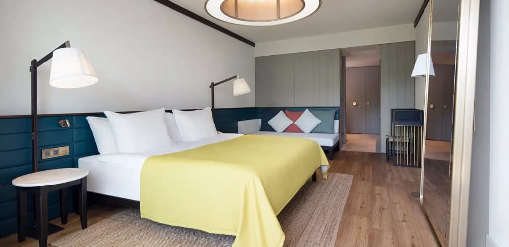 Double Bungalow full double bed