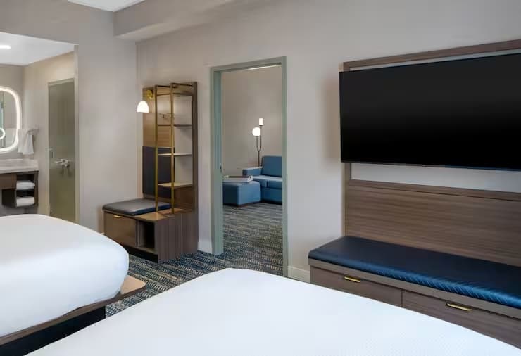 In Falls Tower Quadruple Suite