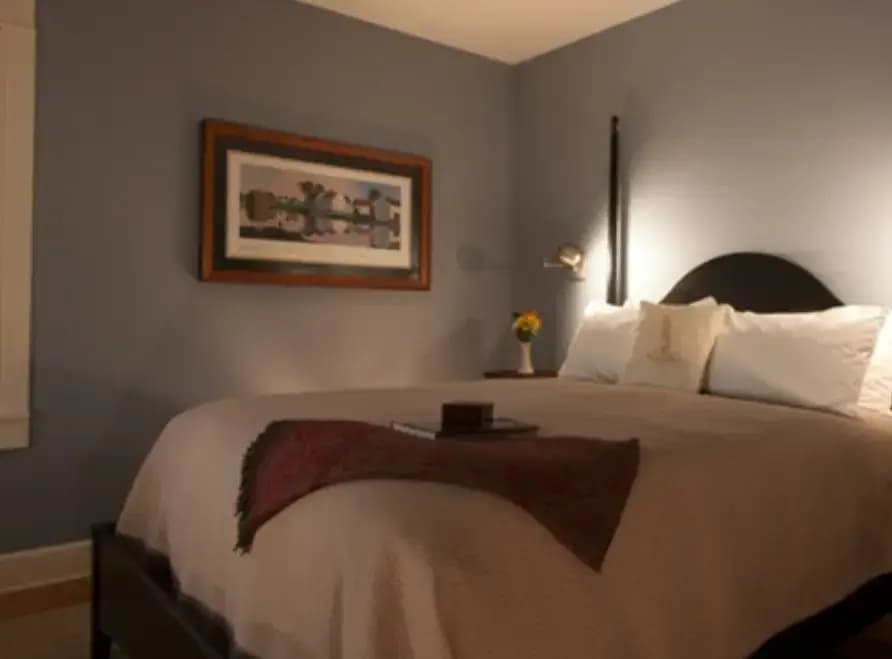 No.106 Lazy River Double room full double bed
