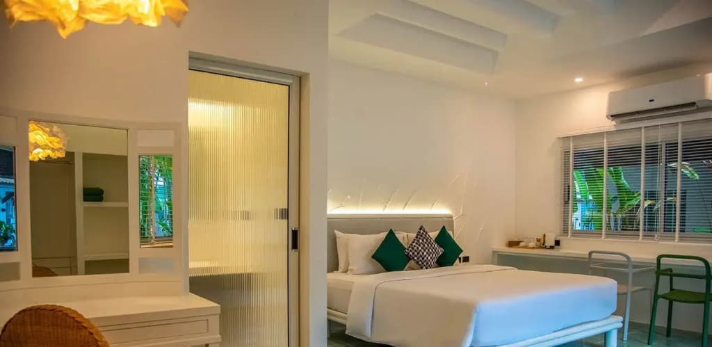 Deluxe Double Villa full double bed