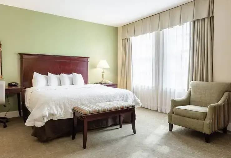 Mobility/Hearing Accessible with Tub room