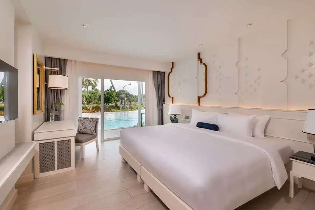 1 Bedroom Lagoon Pool Access Double Suite full double bed