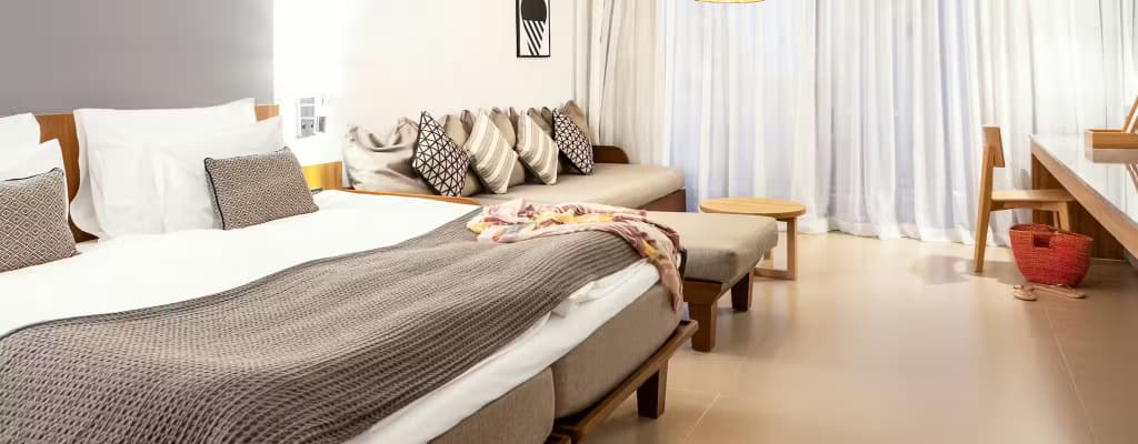 Double Studio with pool view full double bed