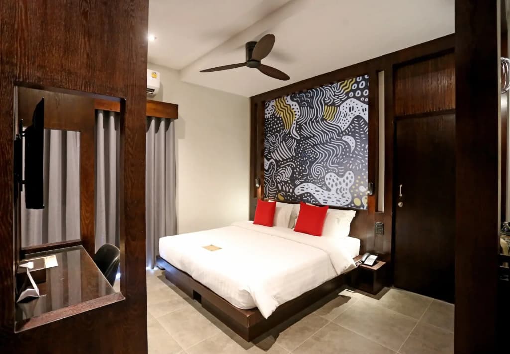 Premier Double Pool Villa full double bed