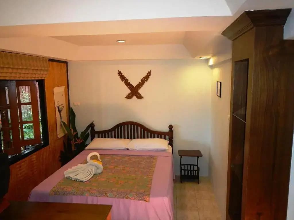 Superior Double Bungalow beachfront full double bed