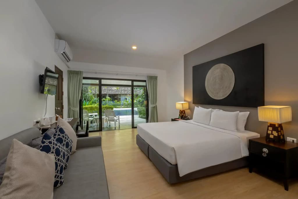 Oriental Grand Deluxe Double room full double bed