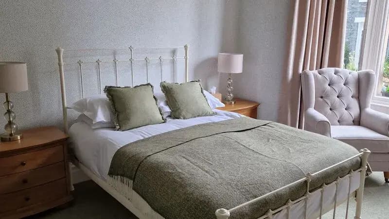 Derwent Double Ground Floor room full double bed