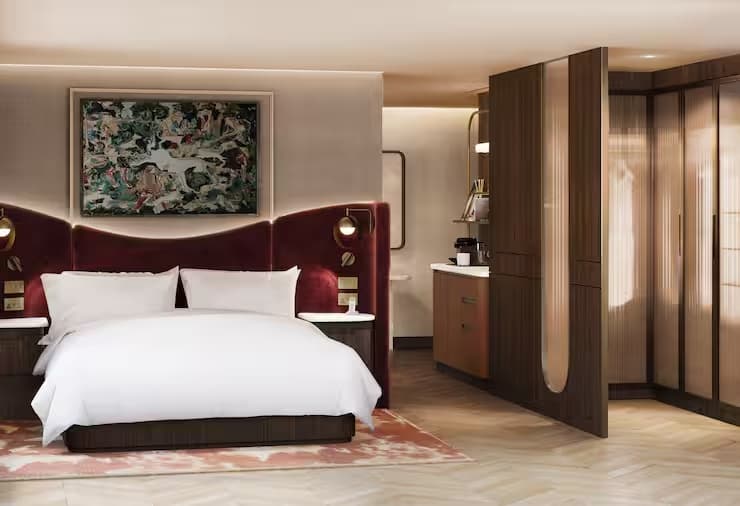1 Bedroom Premier Double Suite full double bed