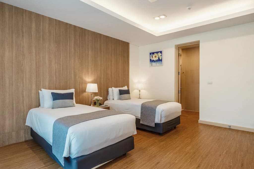 4 Bedrooms with Kitchen Pool Villa