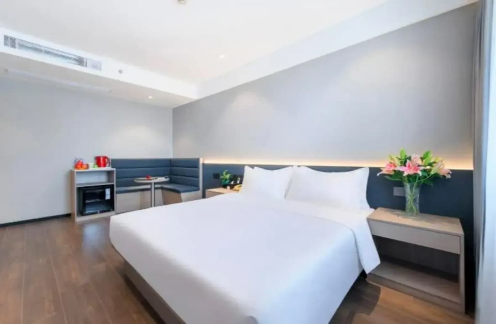 Deluxe Double room full double bed