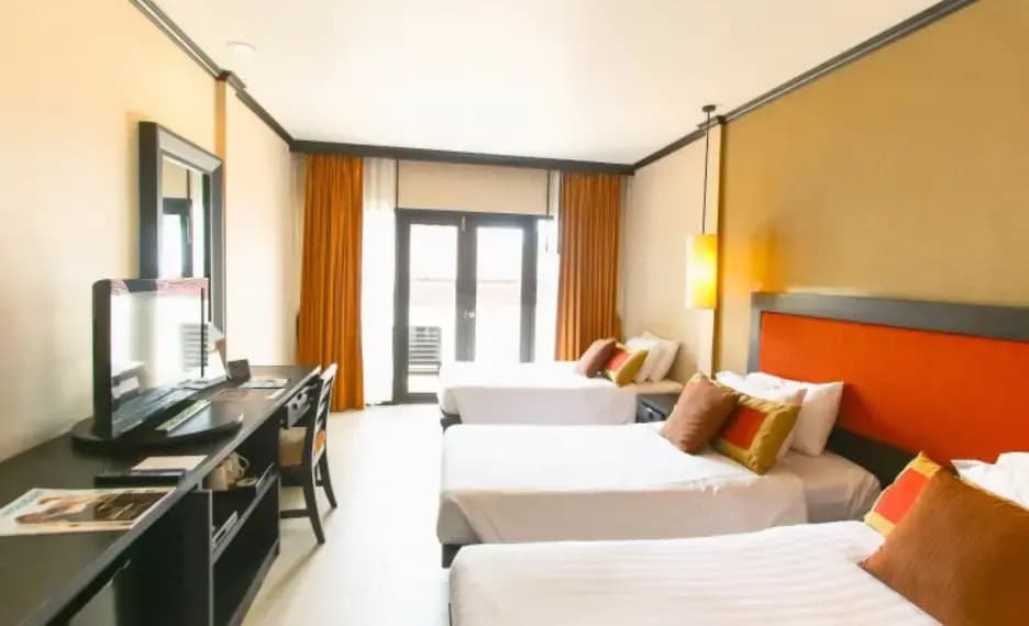 Superior Triple room with sea side view