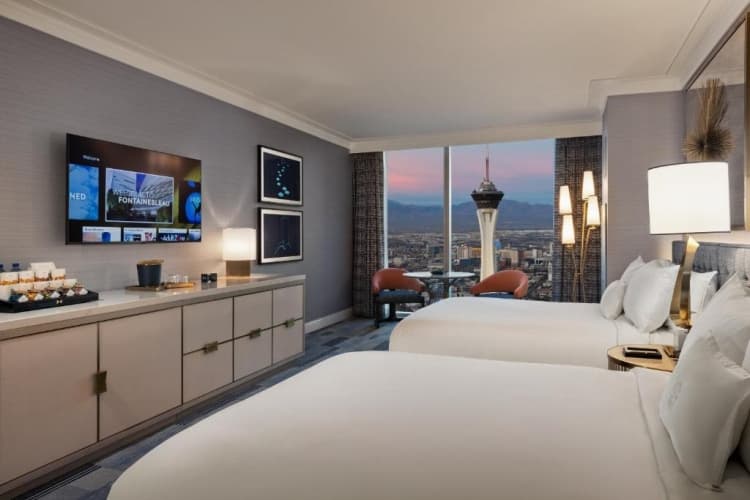 Bleau Great View Quadruple room with mountain view