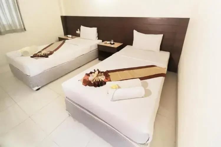 Deluxe Double room twin beds