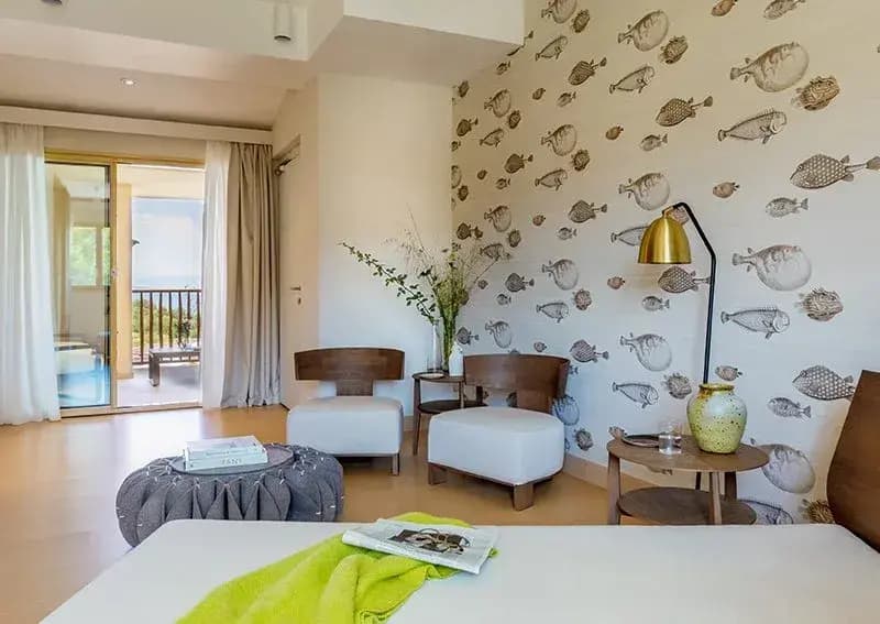 Double Suite with sea view full double bed