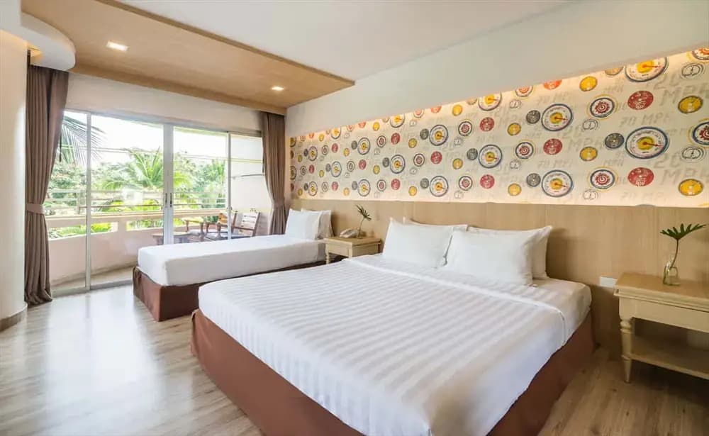 Family Ocean Building room