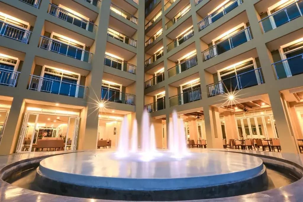 Hotel photo 1