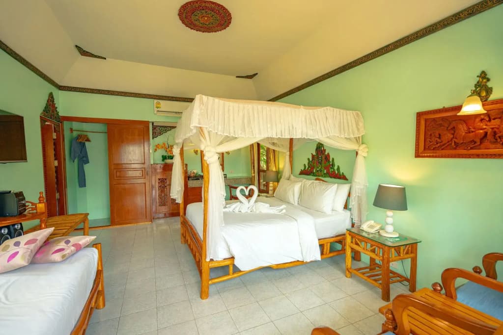 Superior Garden Double Villa full double bed